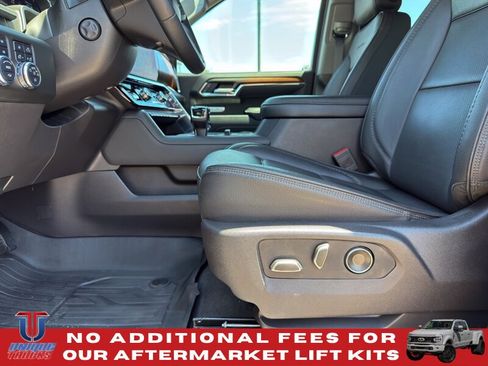 Used 2025 GMC Sierra 1500 Denali w/ Technology Package AWD/4WD image 21
