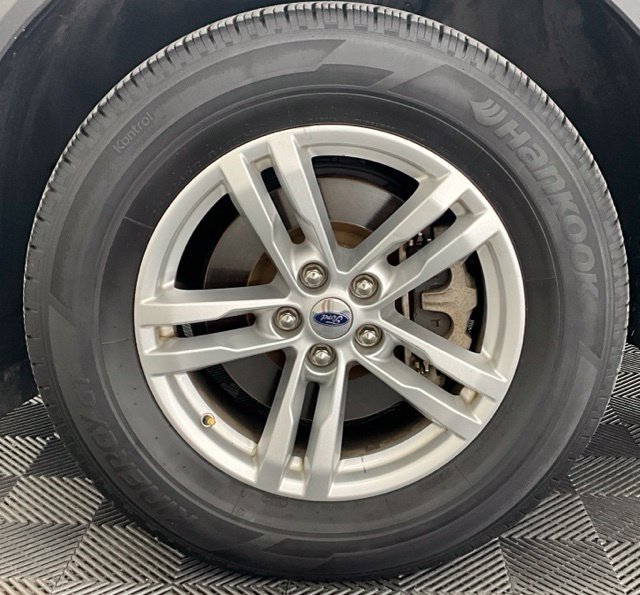 Used 2020 Ford Explorer XLT w/ Comfort Package AWD/4WD image 26