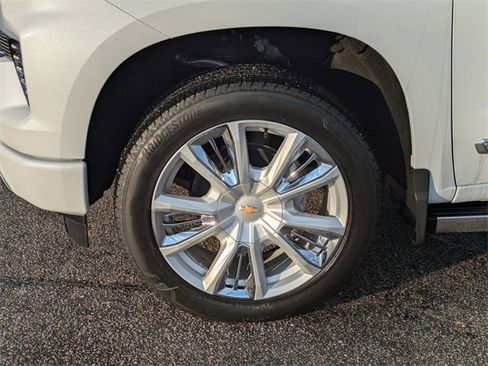 New 2026 Chevrolet Silverado 1500 High Country image 7