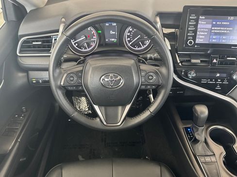 Used 2024 Toyota Camry SE FWD image 13
