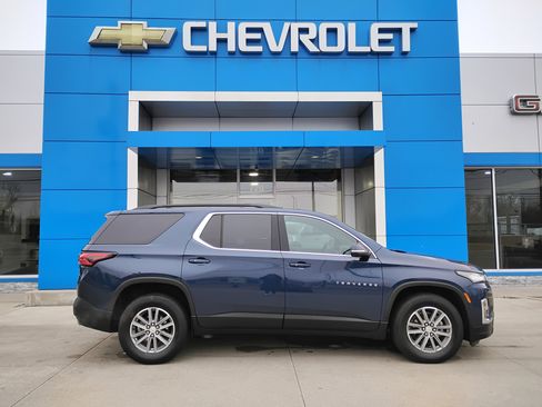 Used 2023 Chevrolet Traverse LT image 35