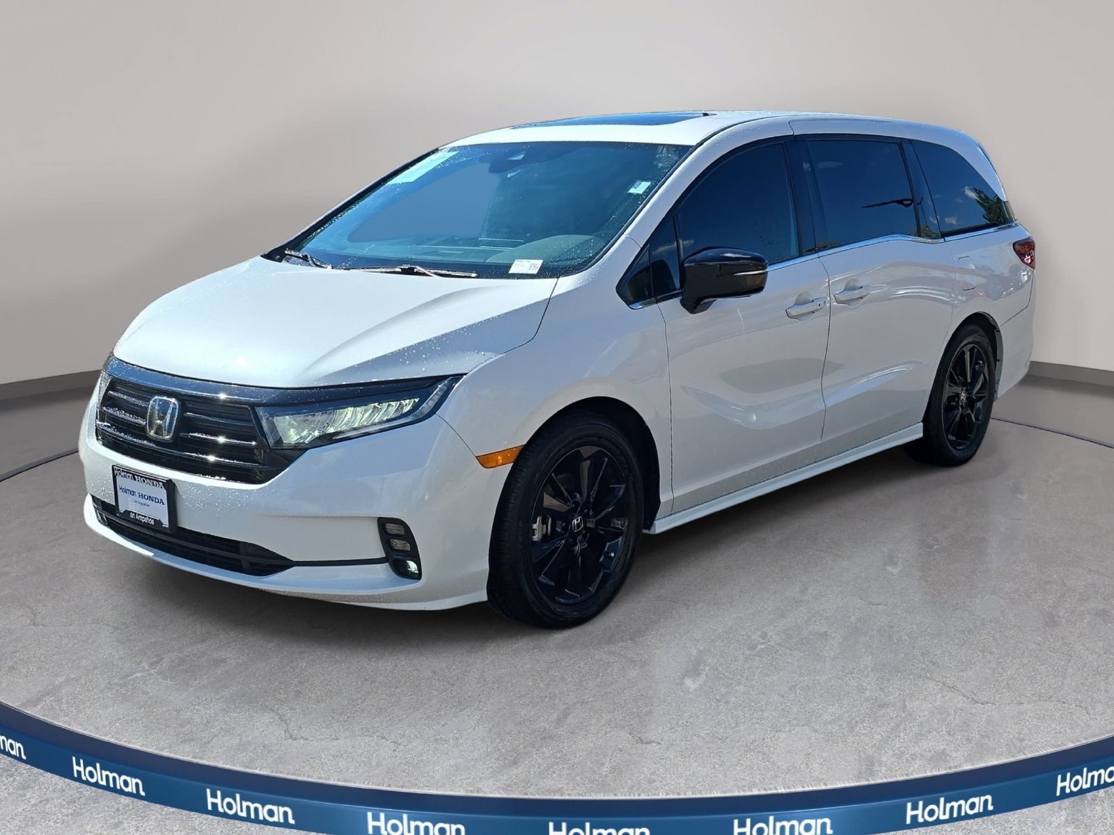 Used 2024 Honda Odyssey Sport image 1