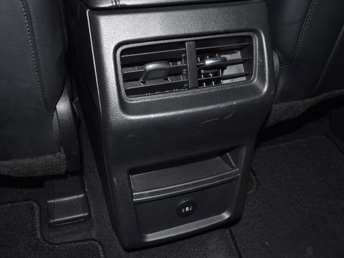 Used 2023 Ford Edge SEL image 29