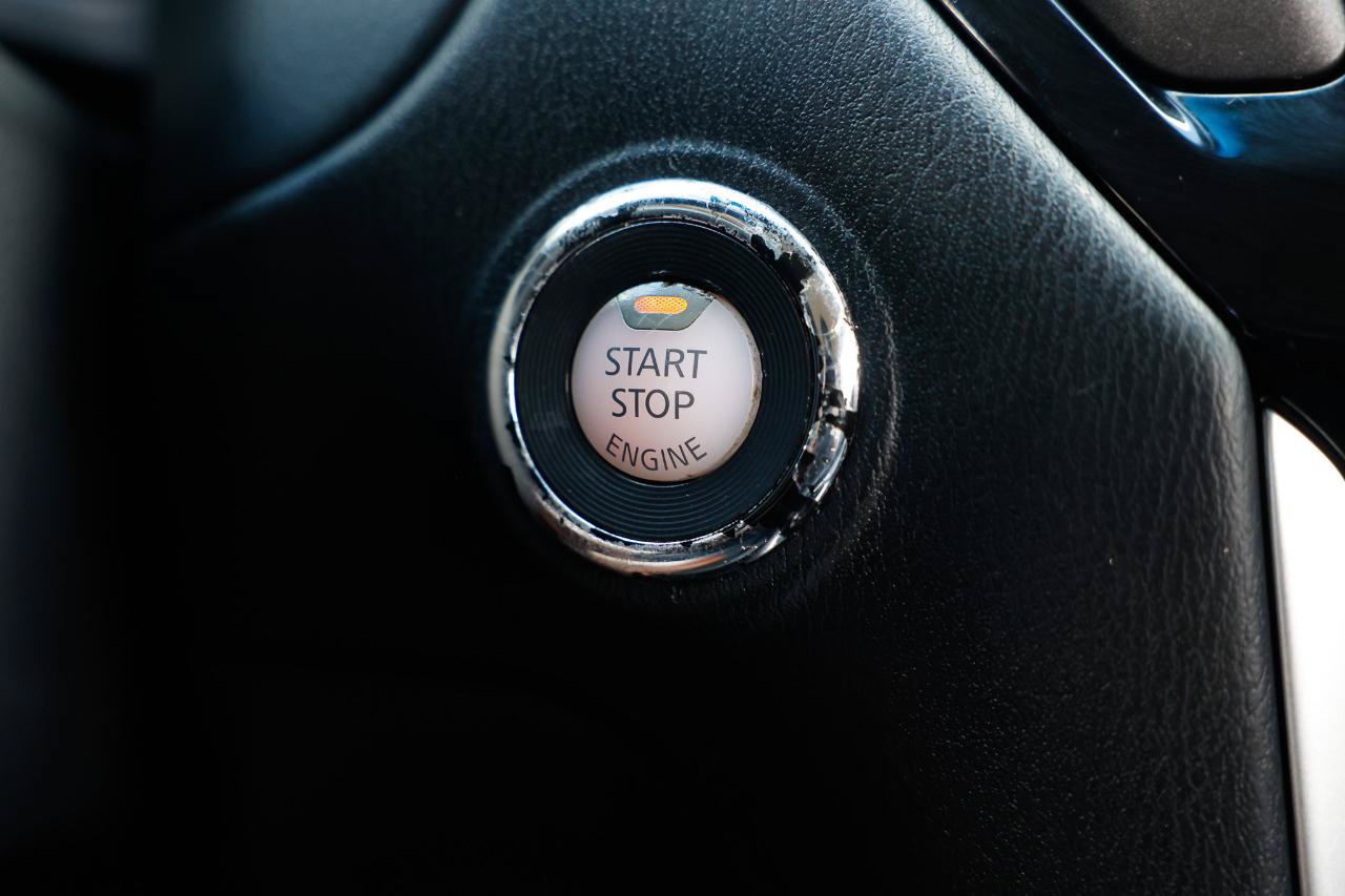 Used 2014 Nissan Pathfinder S FWD image 31