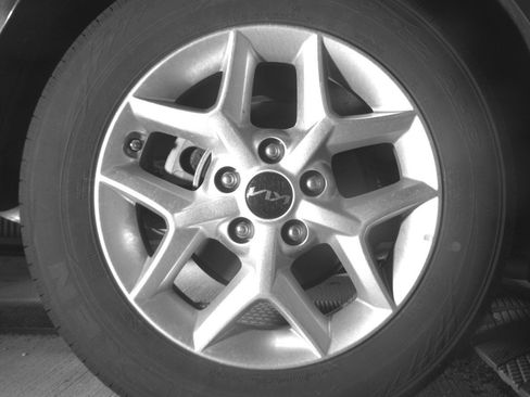 Used 2025 Kia Soul LX w/ LX Technology Package FWD image 15