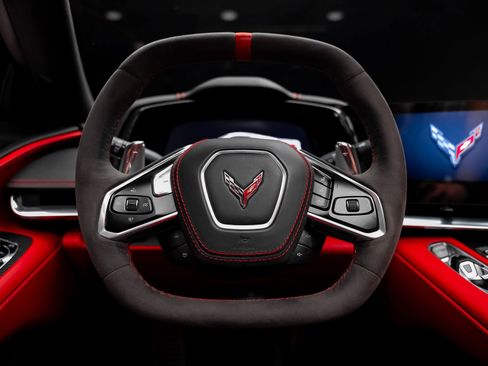 Used 2020 Chevrolet Corvette Stingray Premium Cpe w/ 3LT Preferred Equipment Group RWD image 46