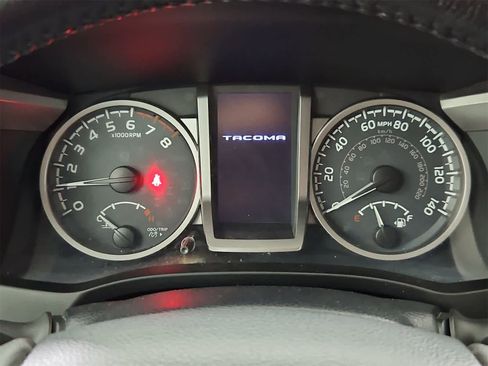 Used 2019 Toyota Tacoma SR5 image 33