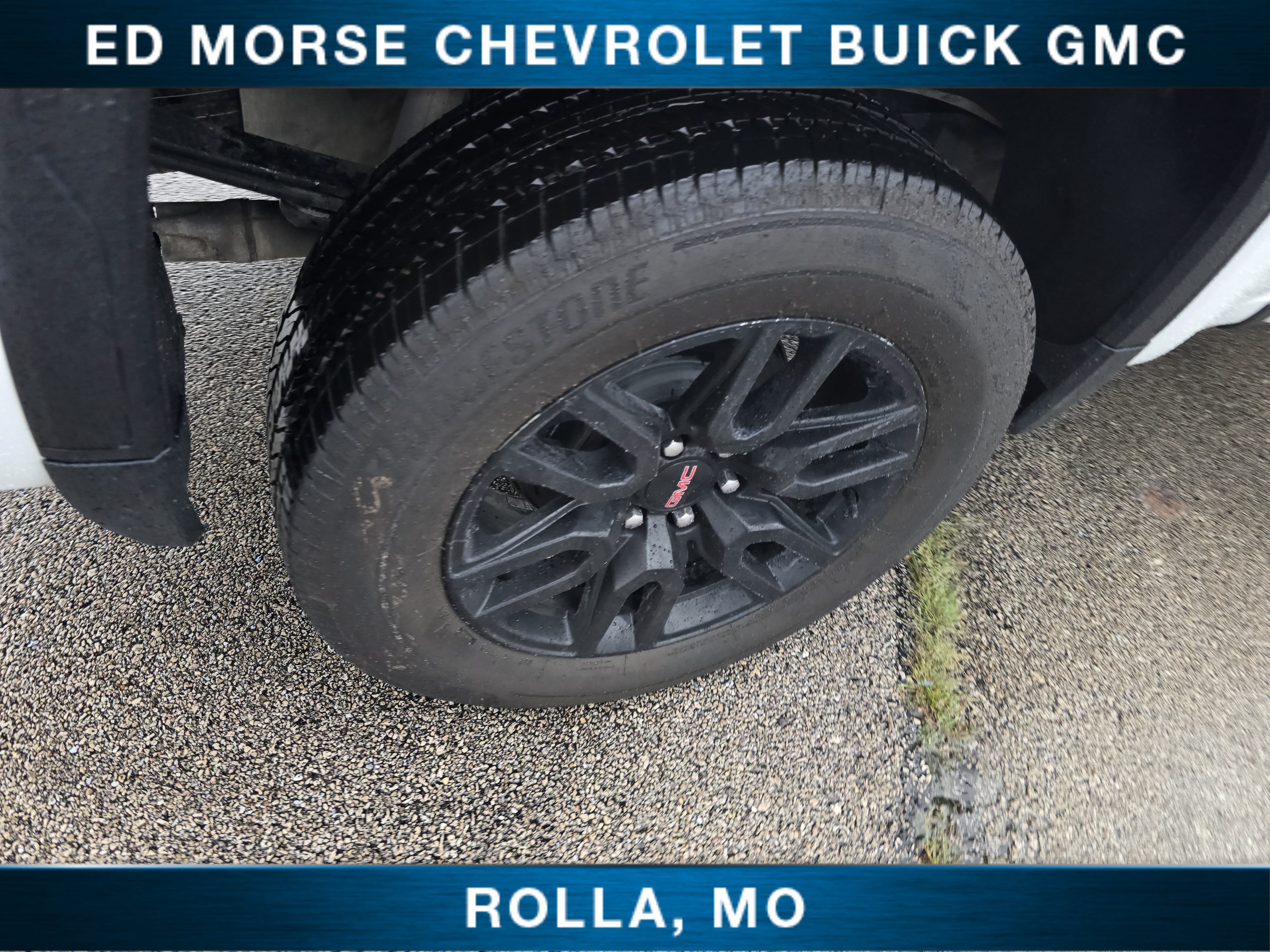 Used 2022 GMC Sierra 1500 AT4 w/ AT4 Premium Package AWD/4WD image 12