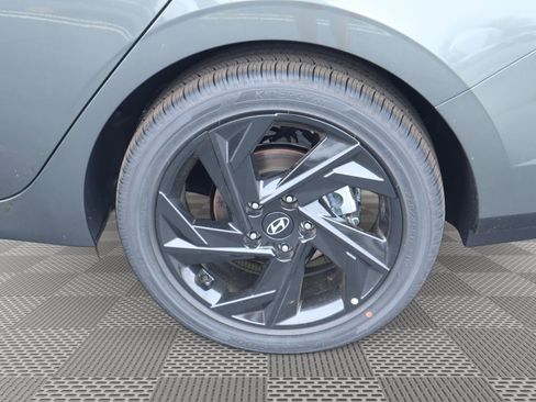 New 2026 Hyundai Elantra SEL Sport Premium FWD image 5