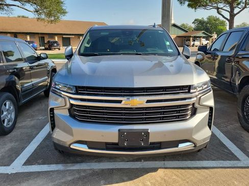 Used 2023 Chevrolet Tahoe LT w/ LT Signature Plus Package RWD image 2