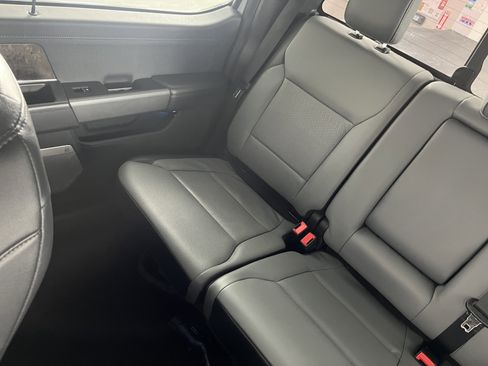 Used 2023 Ford F150 Lightning Lariat image 19