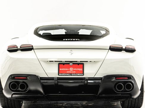Used 2022 Ferrari Roma RWD image 8