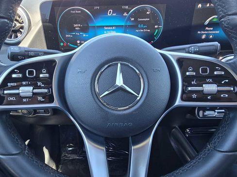 Used 2023 Mercedes-Benz GLA 250 image 24