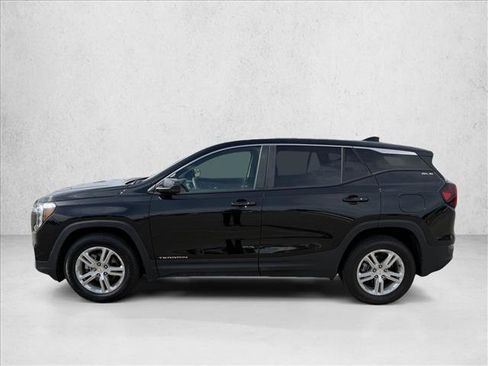 Used 2024 GMC Terrain SLE AWD/4WD image 8