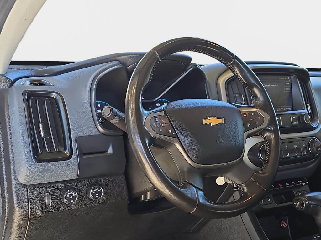 Used 2020 Chevrolet Colorado Z71 AWD/4WD image 18