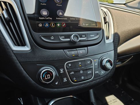Used 2023 Chevrolet Malibu LT image 30