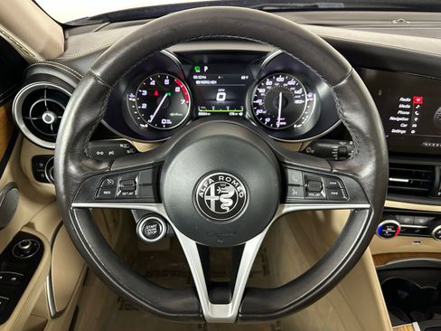 Used 2017 Alfa Romeo Giulia Ti w/ TI Lusso Light Wood Package AWD/4WD image 8