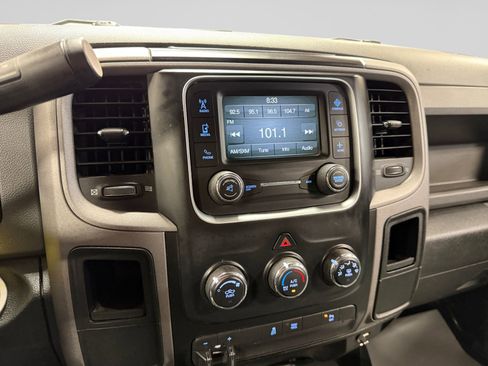 Used 2015 RAM 3500 Tradesman w/ Chrome Appearance Group AWD/4WD image 29