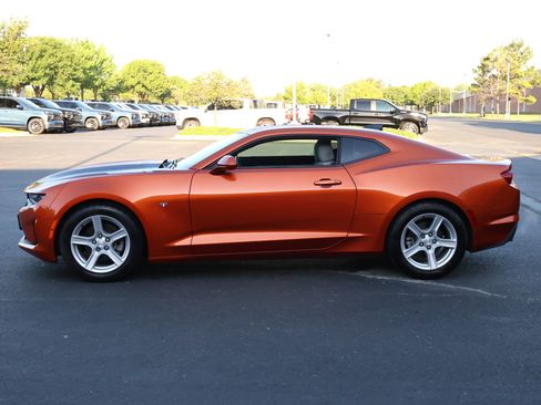 Used 2023 Chevrolet Camaro LT RWD image 27
