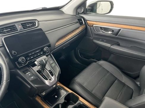 Used 2020 Honda CR-V Touring image 25