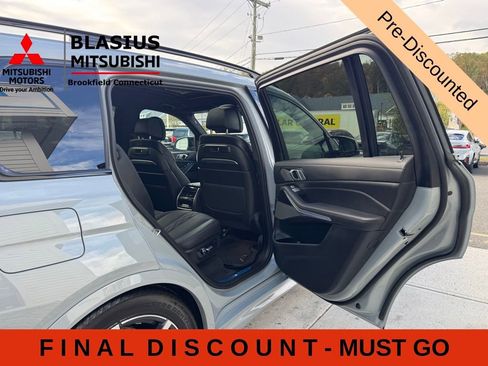 Used 2025 BMW X7 M60i w/ Climate Comfort Package AWD/4WD image 19