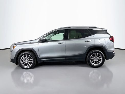 Certified 2024 GMC Terrain SLT AWD/4WD image 4