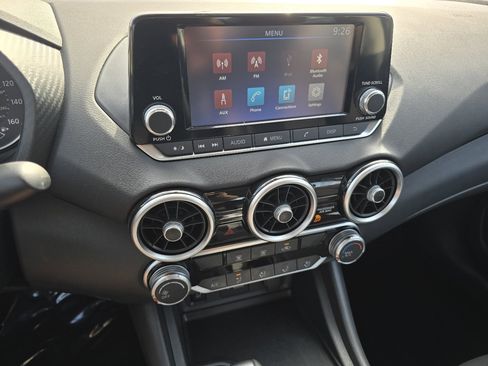 Used 2025 Nissan Sentra S FWD image 30