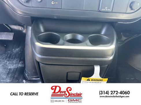 New 2026 GMC Savana 2500 RWD image 18