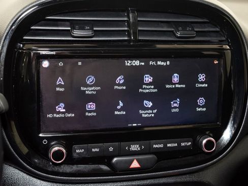 Certified 2022 Kia Soul GT-Line FWD image 18