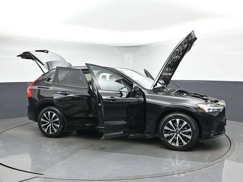 Used 2024 Volvo XC60 B5 Plus w/ Protection Package Premier AWD/4WD image 47