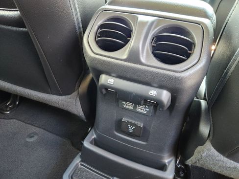 Used 2023 Jeep Wrangler Unlimited Sahara image 48