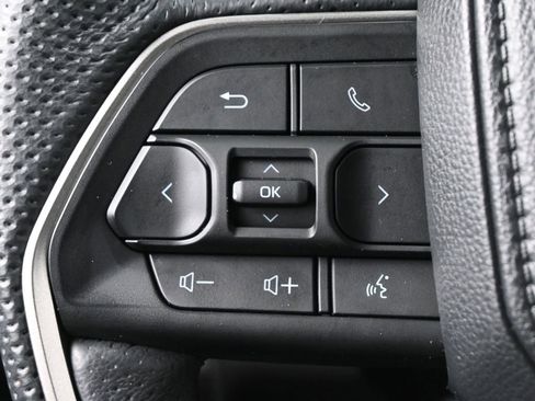 Used 2024 Toyota Tacoma TRD Off-Road AWD/4WD image 5