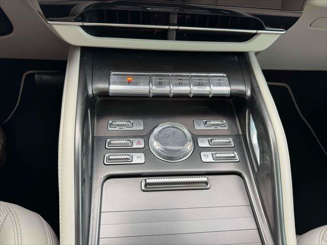 Used 2026 Lincoln Nautilus Premier w/ Equipment Group 102A AWD/4WD image 32