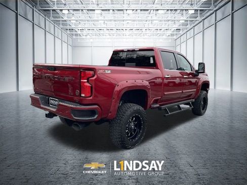 Used 2025 Chevrolet Silverado 2500 LTZ w/ LTZ Premium Package image 8