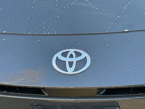 New 2026 Toyota Camry SE image 11