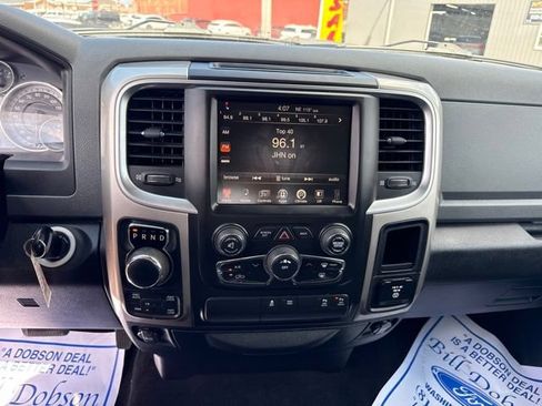 Used 2016 RAM 1500 Big Horn AWD/4WD image 25
