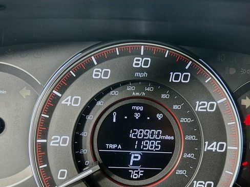 Used 2014 Honda Accord Sport image 12