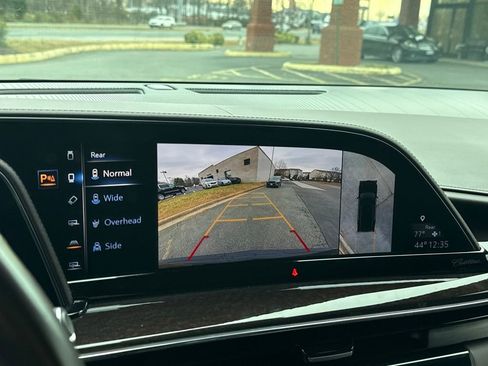 Certified 2021 Cadillac Escalade ESV Sport Platinum image 20