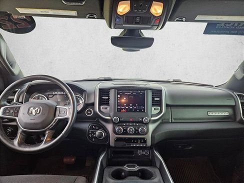 Used 2022 RAM 1500 Big Horn AWD/4WD image 14