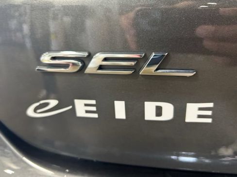 Used 2024 Ford Edge SEL w/ Convenience Package AWD/4WD image 33