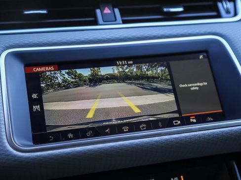 Used 2020 Land Rover Range Rover Evoque S image 31