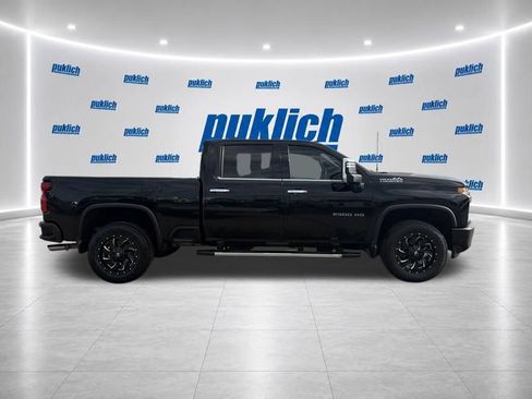 Used 2020 Chevrolet Silverado 2500 High Country w/ Technology Package AWD/4WD image 4
