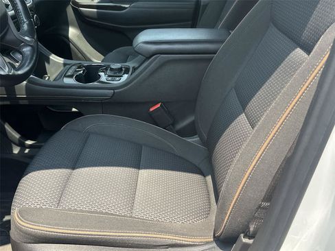 Used 2021 GMC Acadia AT4 w/ LPO, Floor Liner Package AWD/4WD image 10