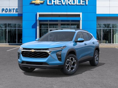 New 2025 Chevrolet Trax LT w/ Driver Confidence Package image 6