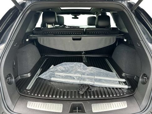Used 2023 Cadillac XT5 Premium Luxury FWD image 9