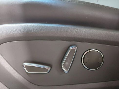 Certified 2020 Lincoln Nautilus Reserve image 14