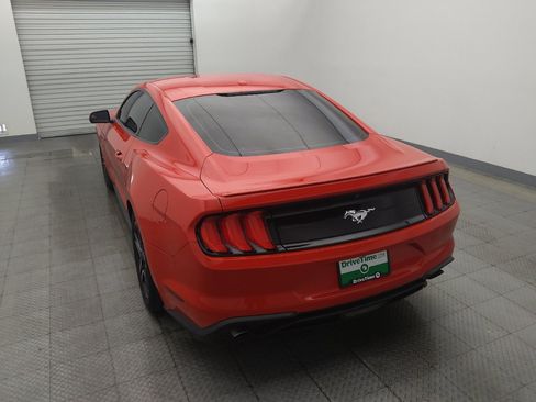 Used 2019 Ford Mustang Premium RWD image 6
