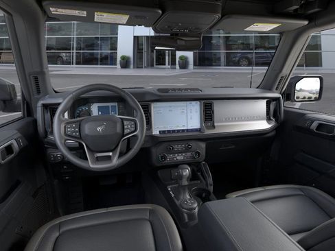 New 2025 Ford Bronco Outer Banks w/ Sasquatch Package image 9