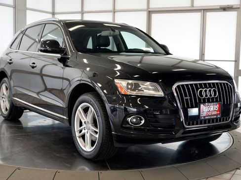 Used 2016 Audi Q5 2.0T Premium Plus w/ Technology Package AWD/4WD image 2