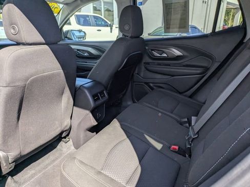 Used 2024 GMC Terrain SLE FWD image 13